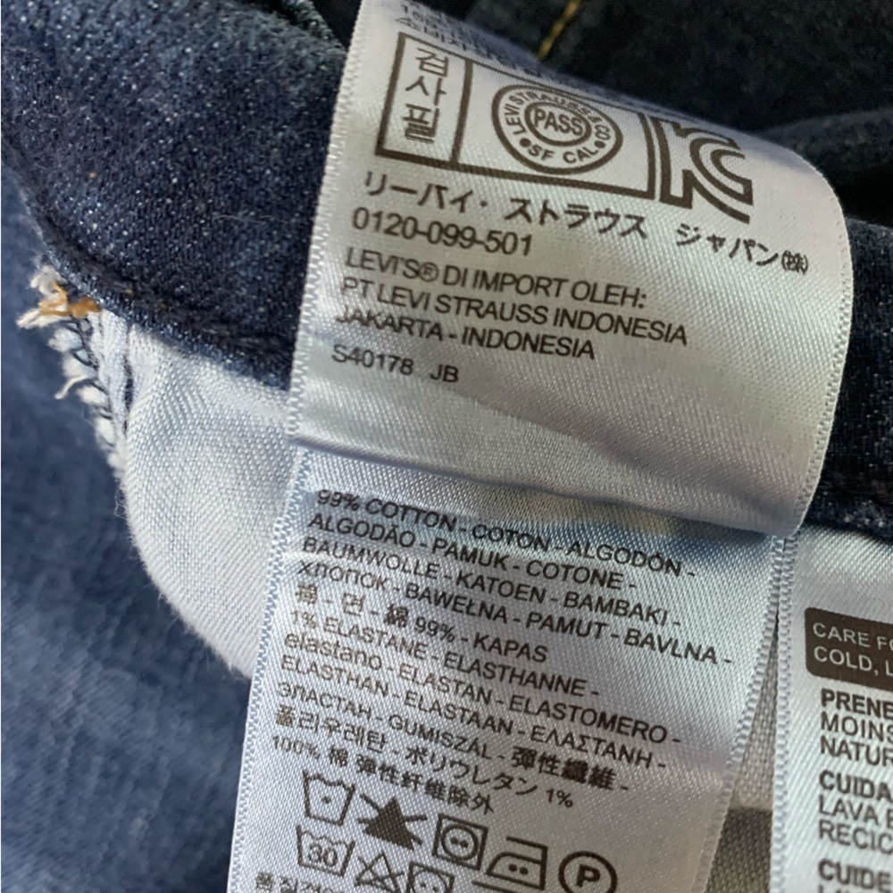 Levi’s 505 Classic Straight Jeans - Picture 6 of 8